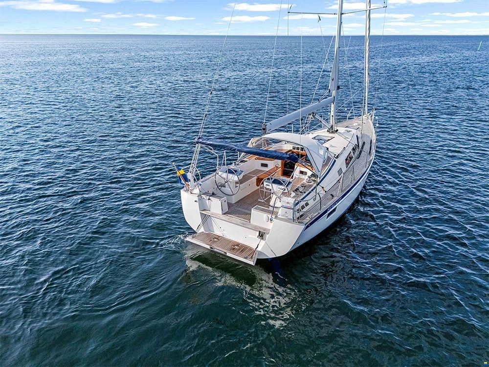 Hallberg-Rassy 400