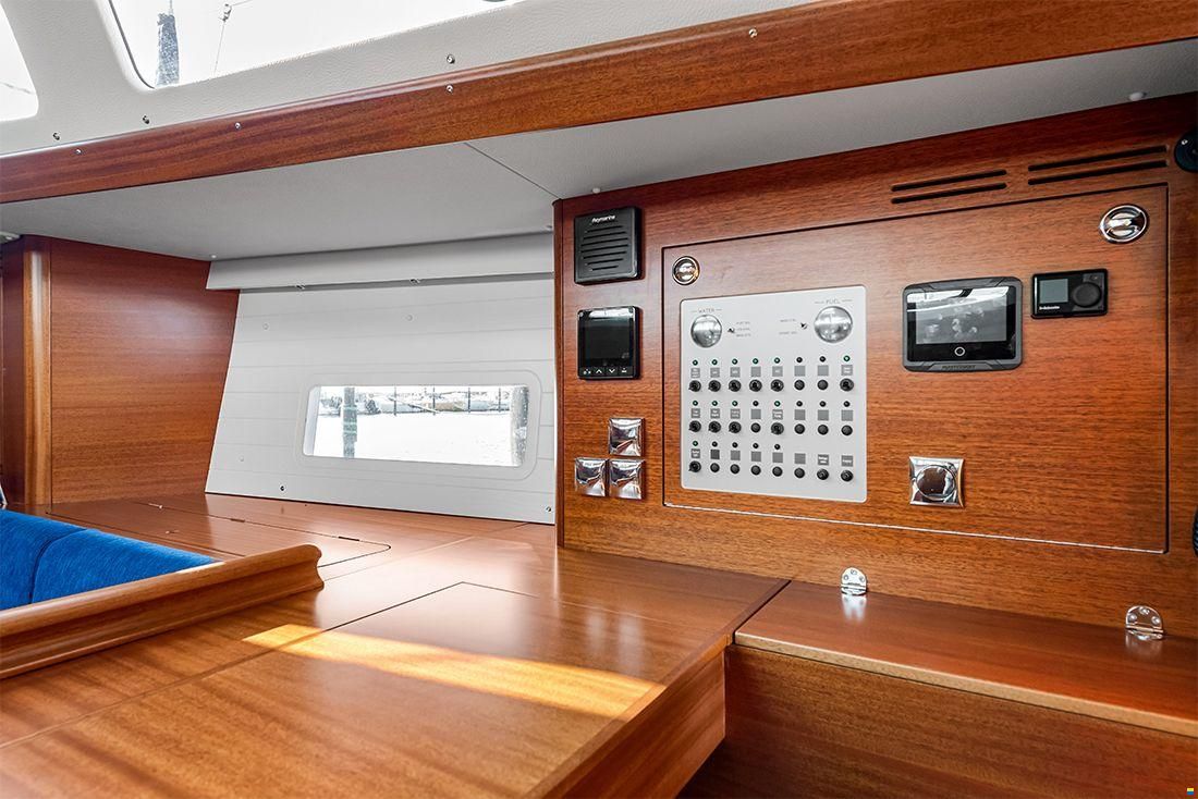 Hallberg-Rassy 400