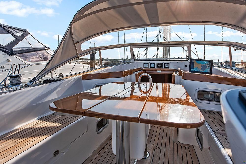 Hallberg-Rassy 400