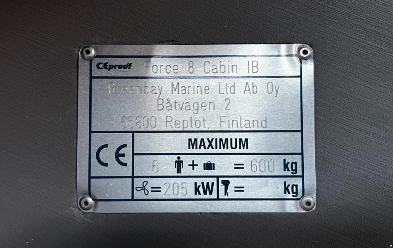8 Inboard