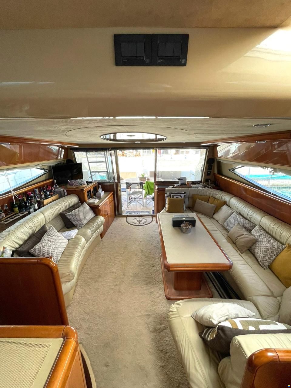 Ferretti 620