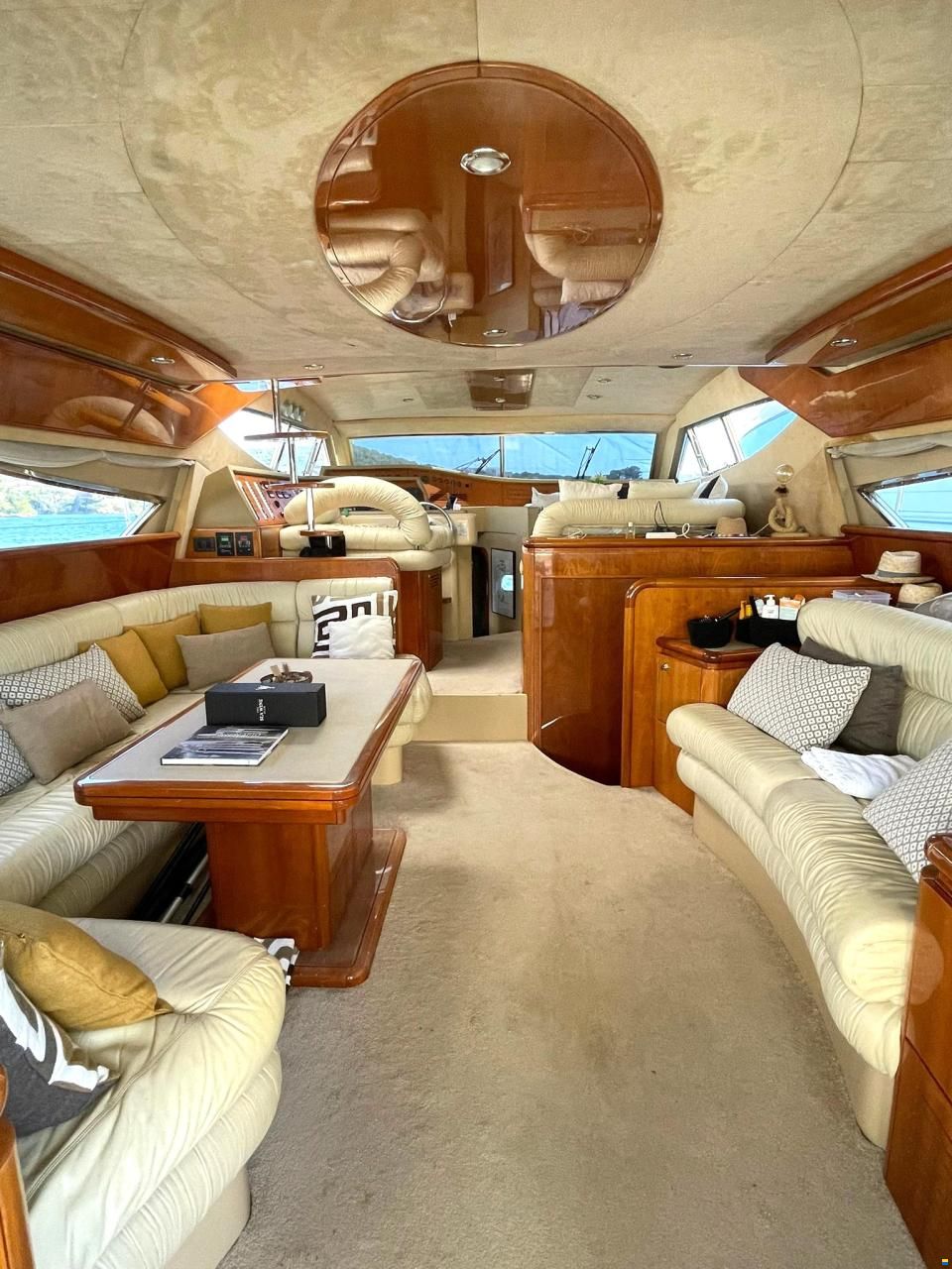 Ferretti 620