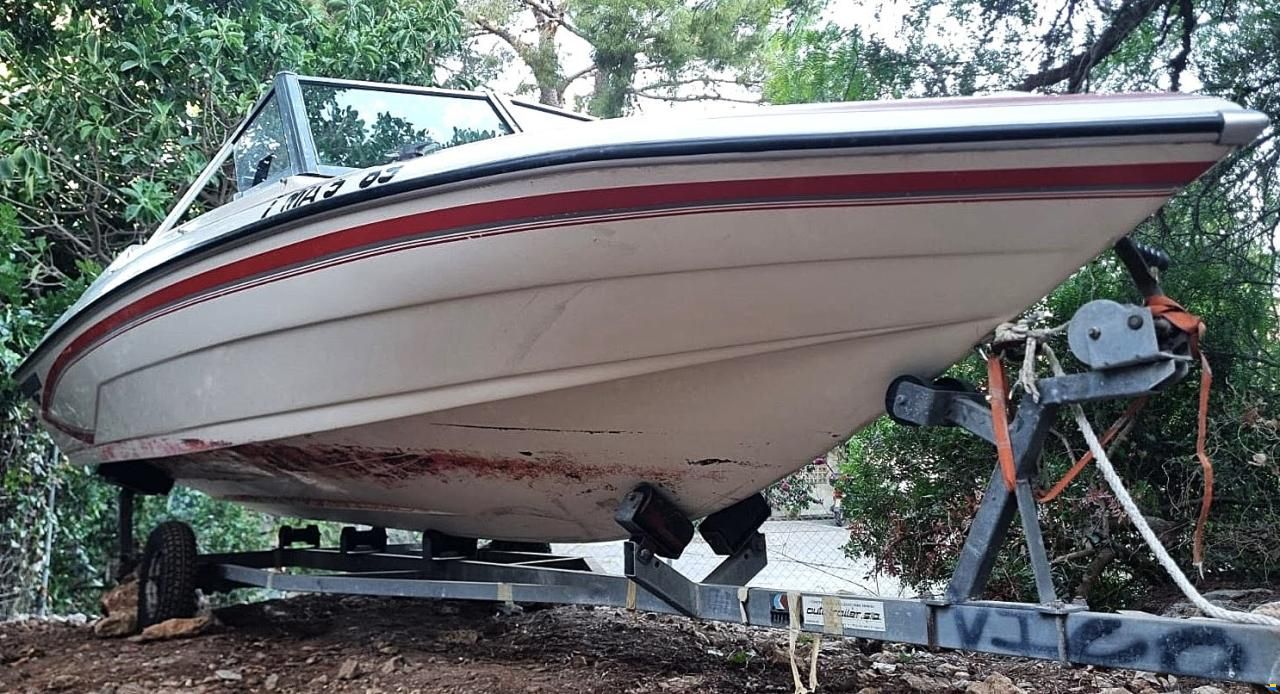 Glastron La Raya SV144