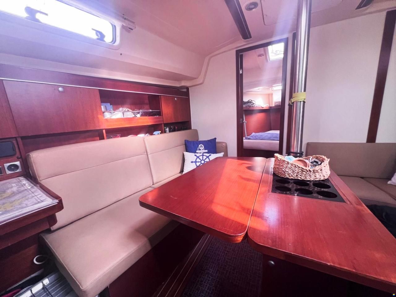 Hanse 385