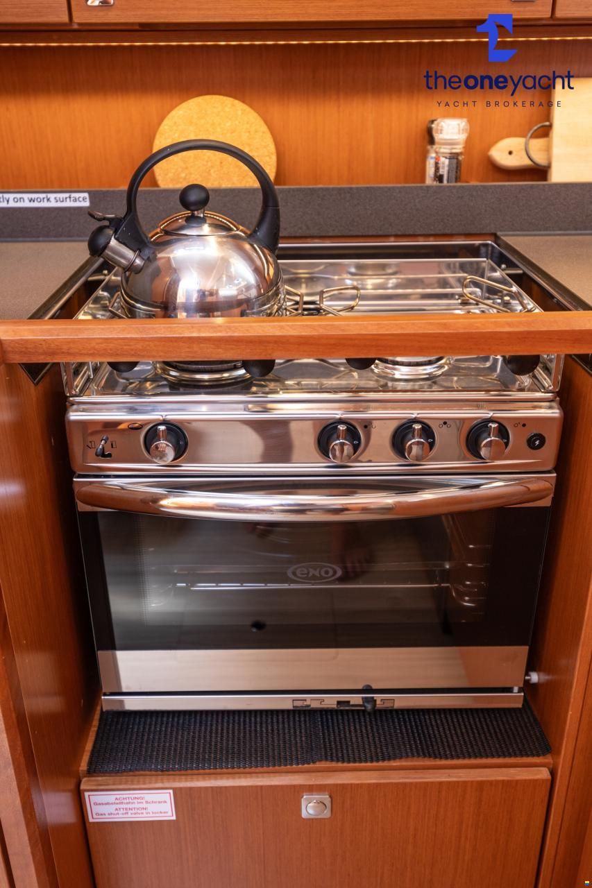 Bavaria C45 Style