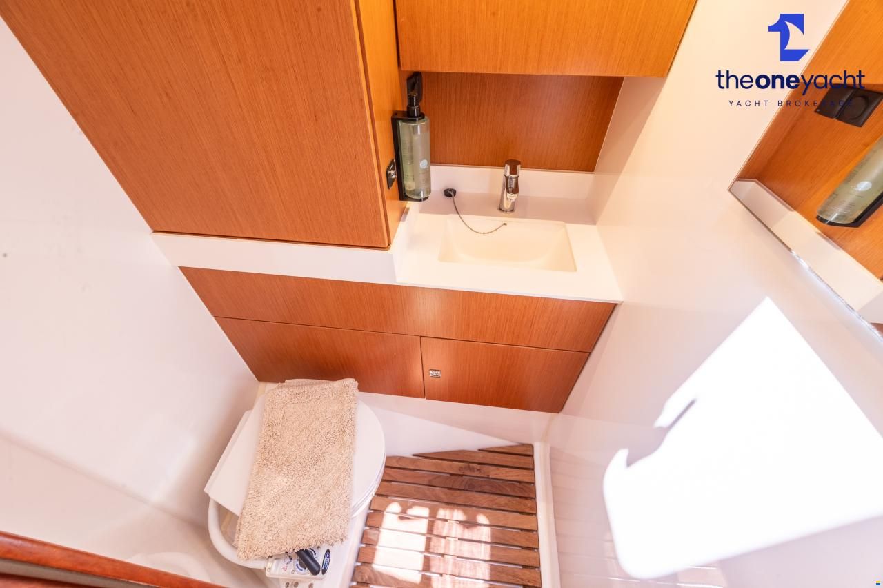 Bavaria C45 Style
