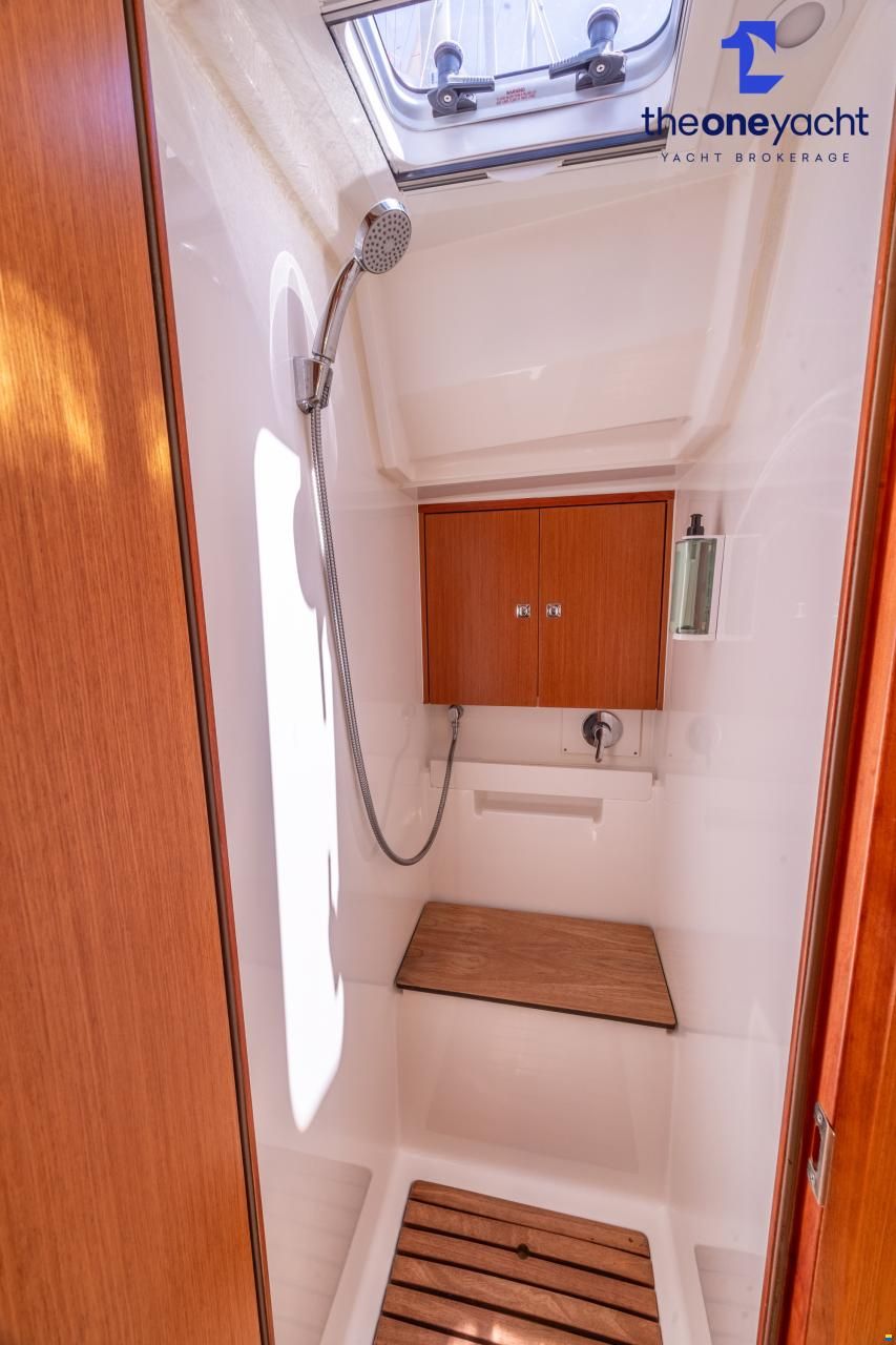Bavaria C45 Style