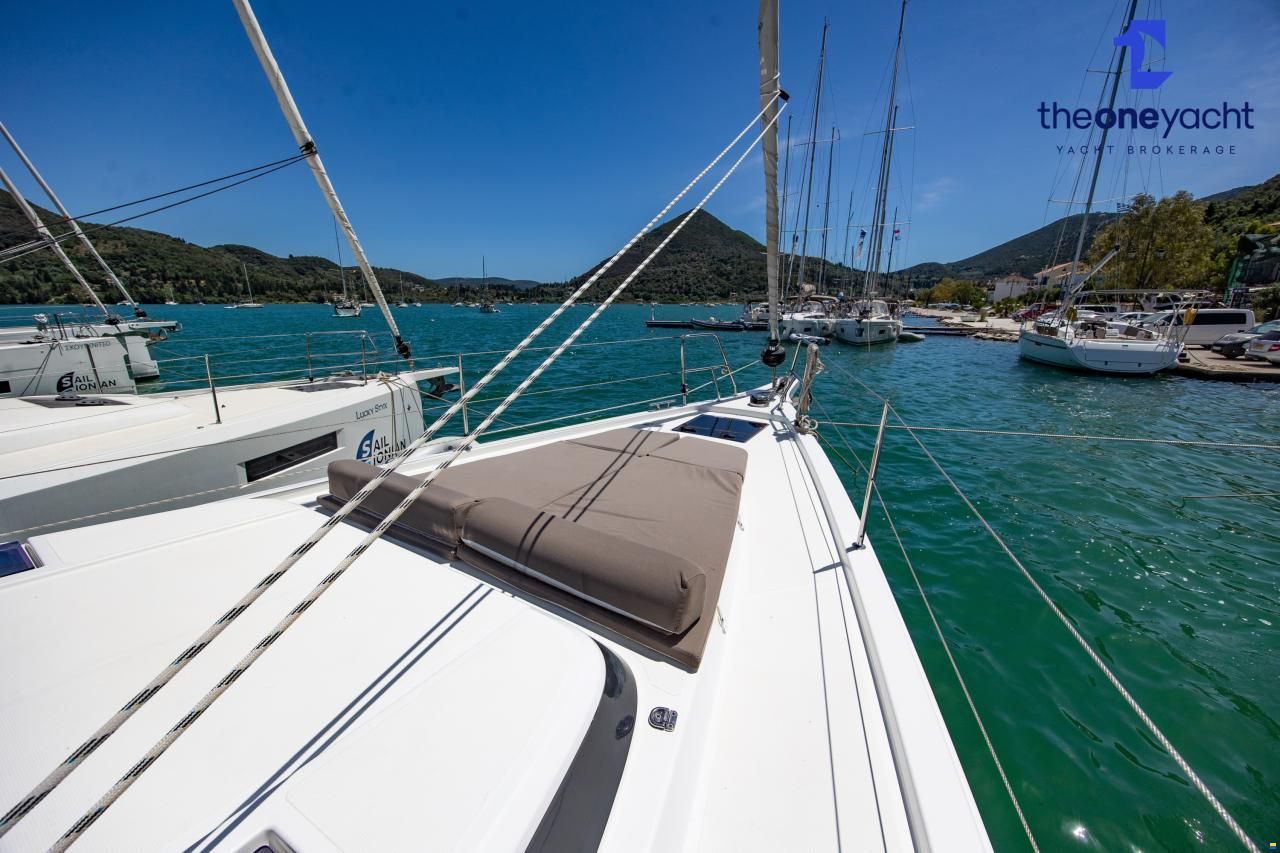 Bavaria C45 Style