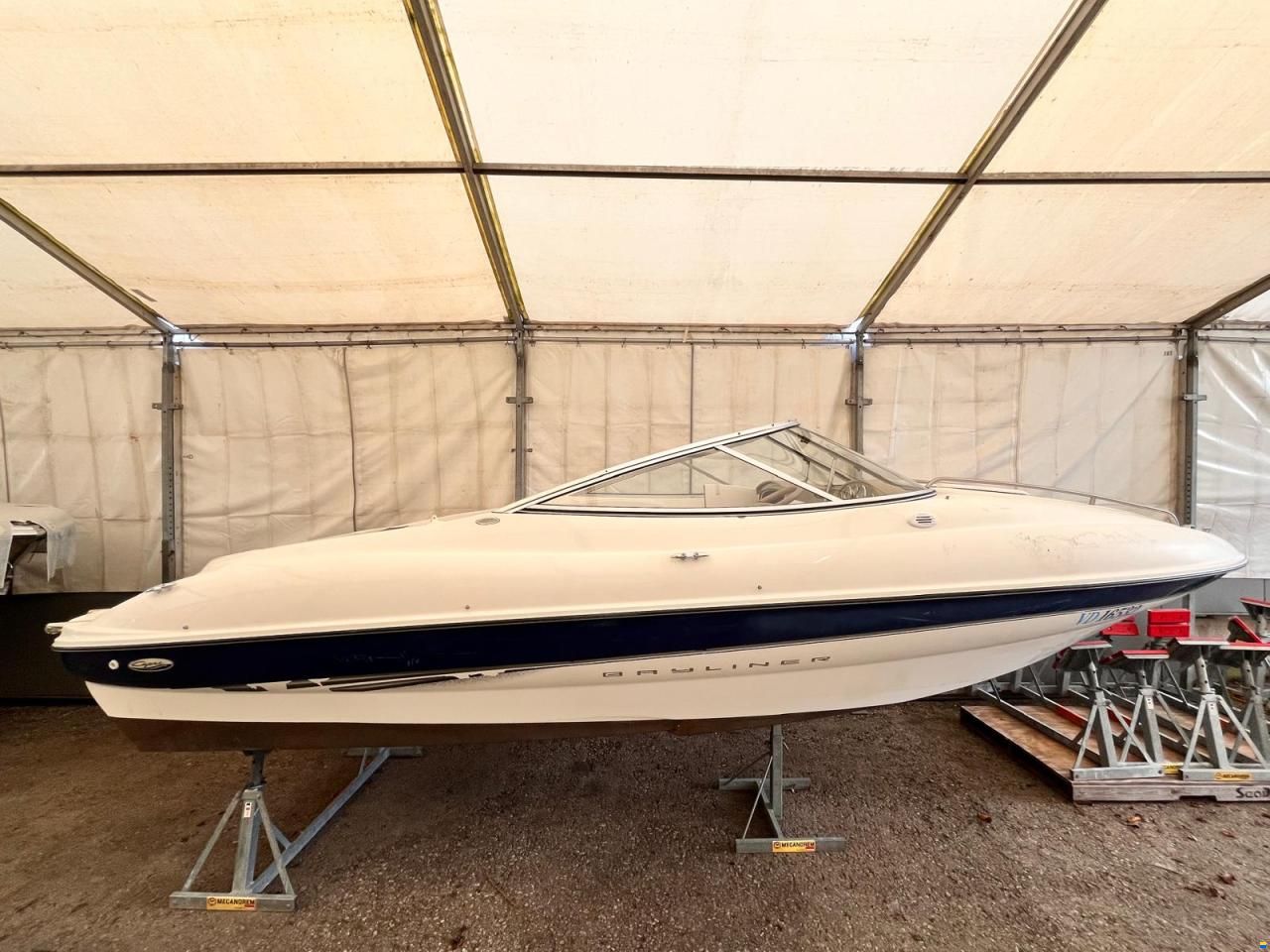 Bayliner Capri 602