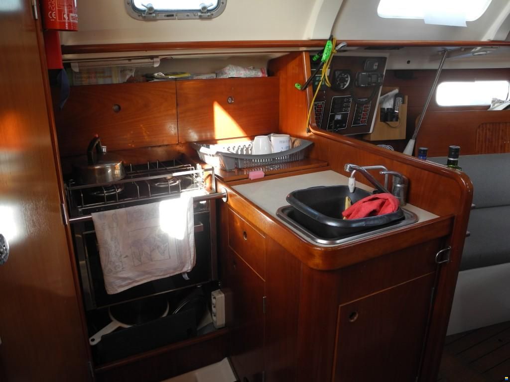 Beneteau Oceanis 321