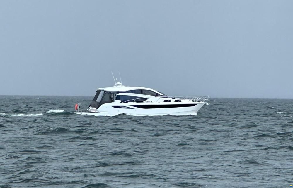 Galeon 430 HTC