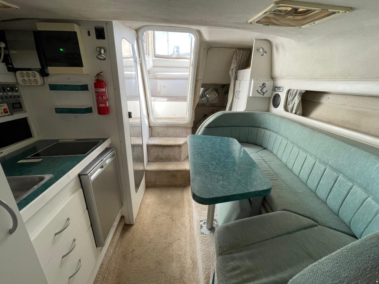 Rinker 280 Fiesta Vee