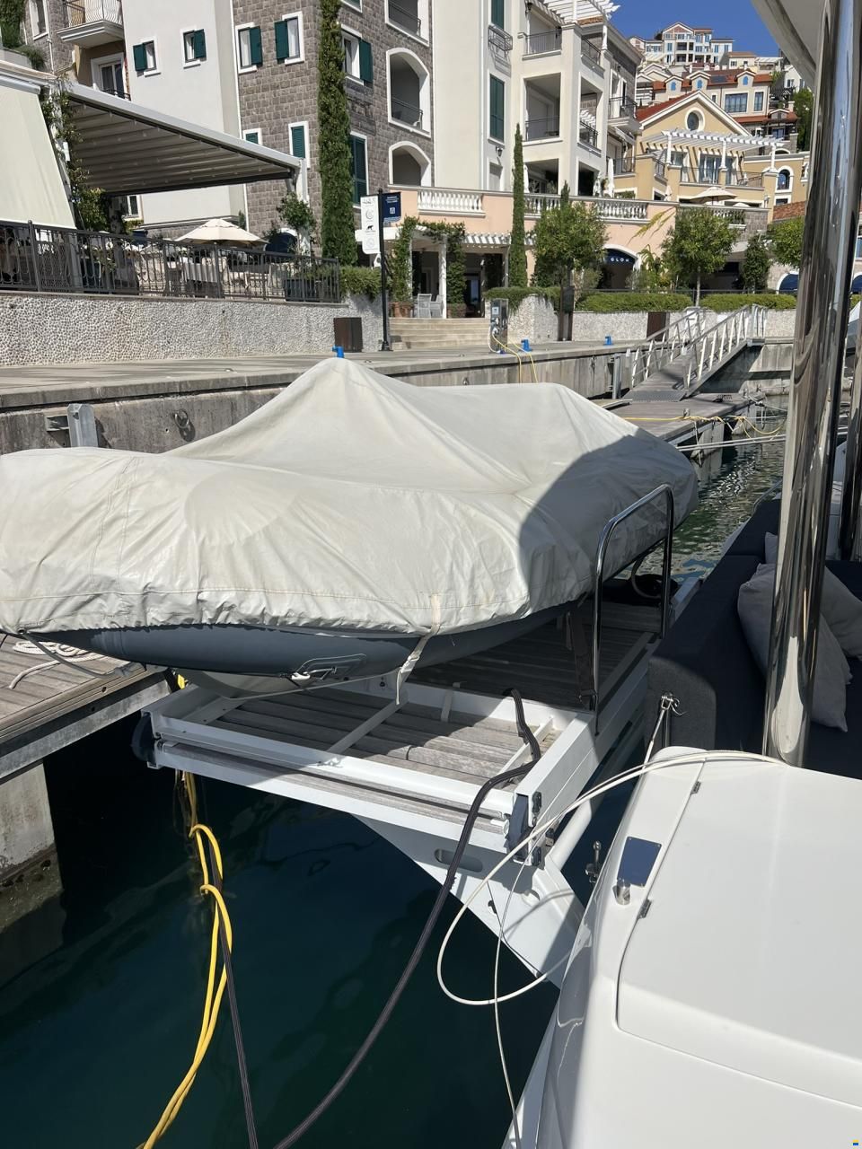 Lagoon 50