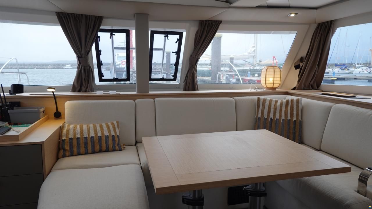 Fountaine Pajot Isla 40