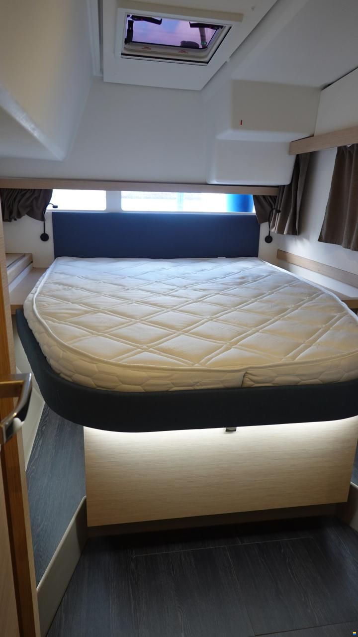 Fountaine Pajot Isla 40
