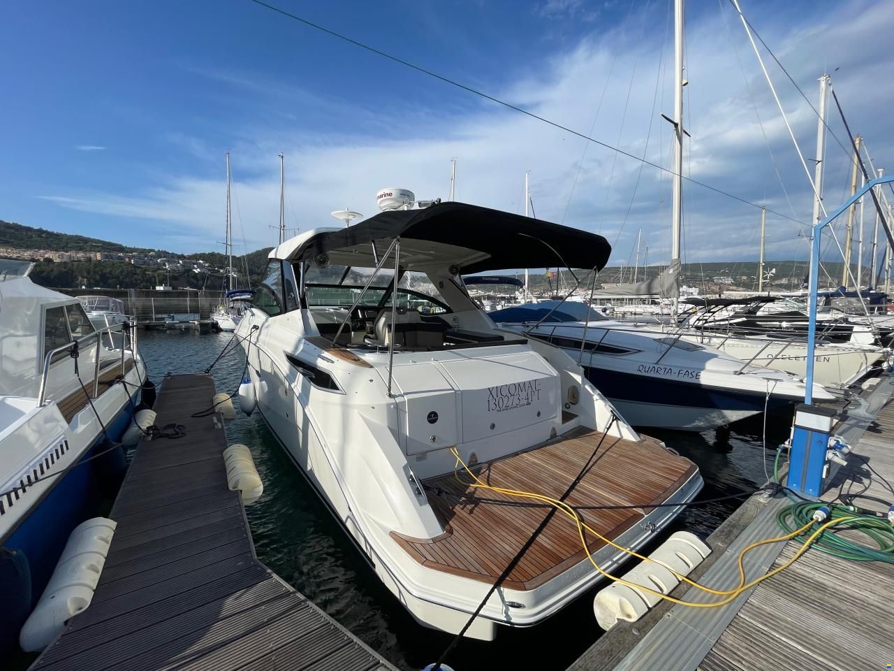 Sea Ray 320 Sundancer