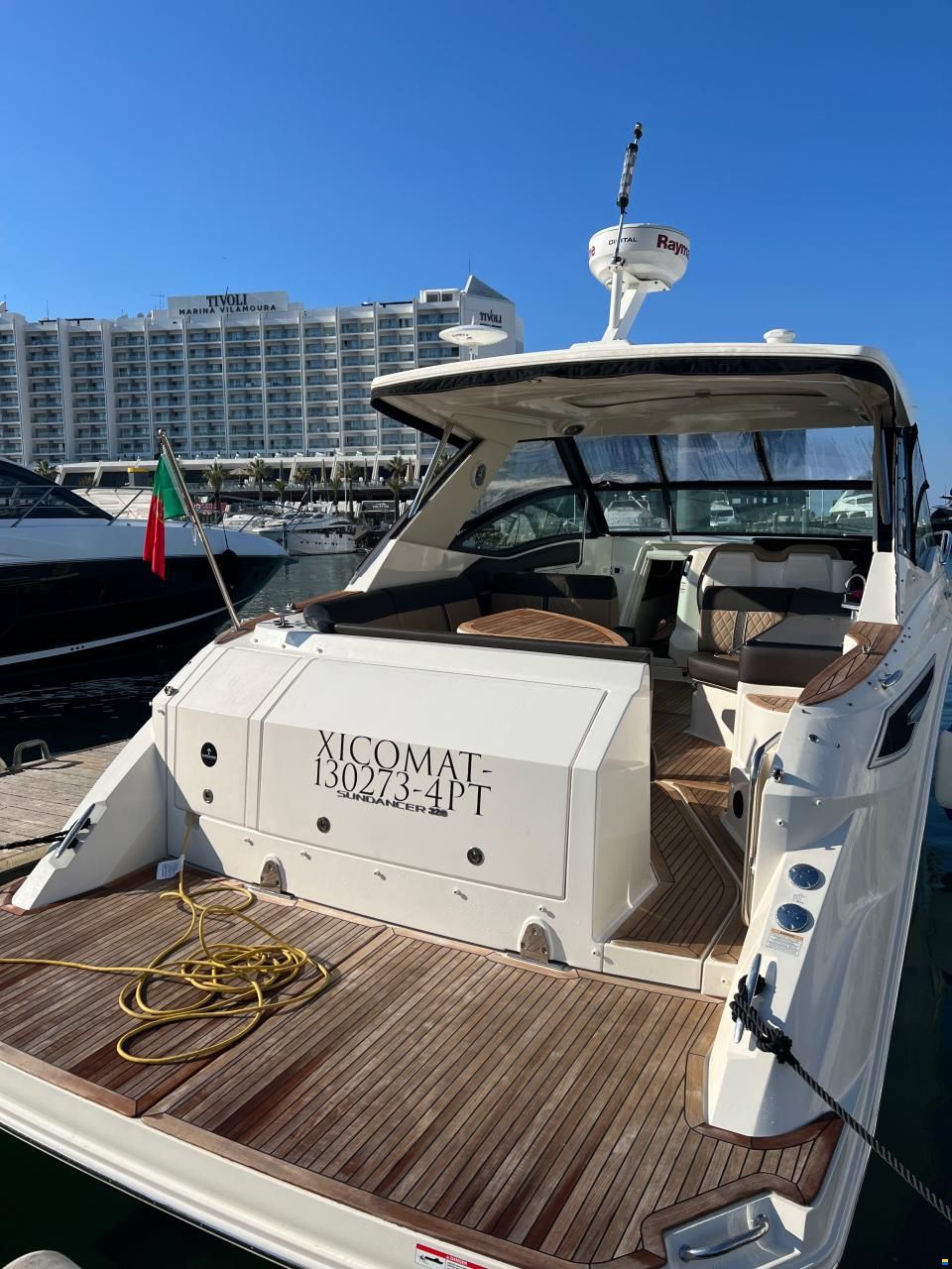Sea Ray 320 Sundancer