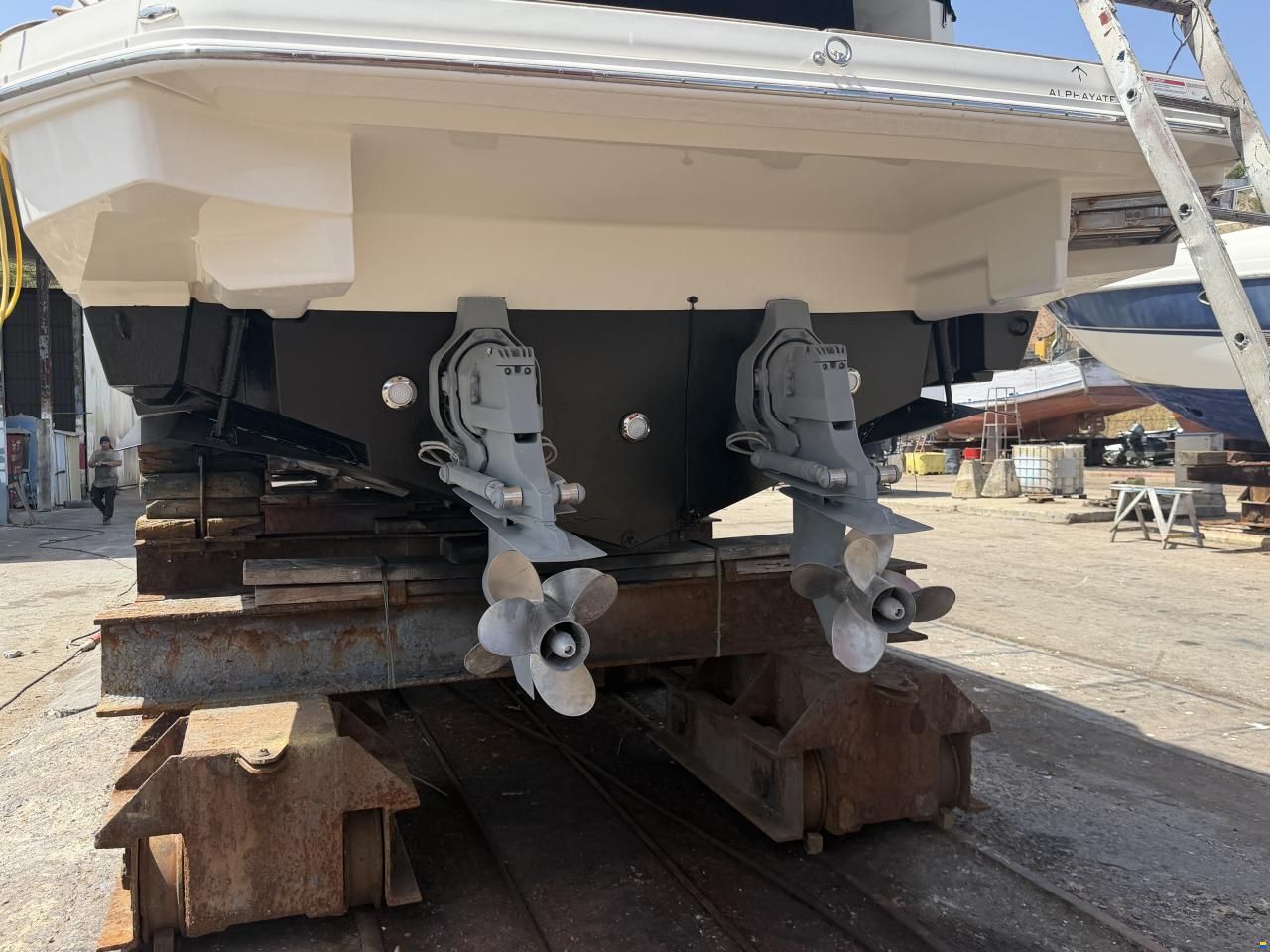 Sea Ray 320 Sundancer