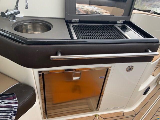 Sea Ray 320 Sundancer