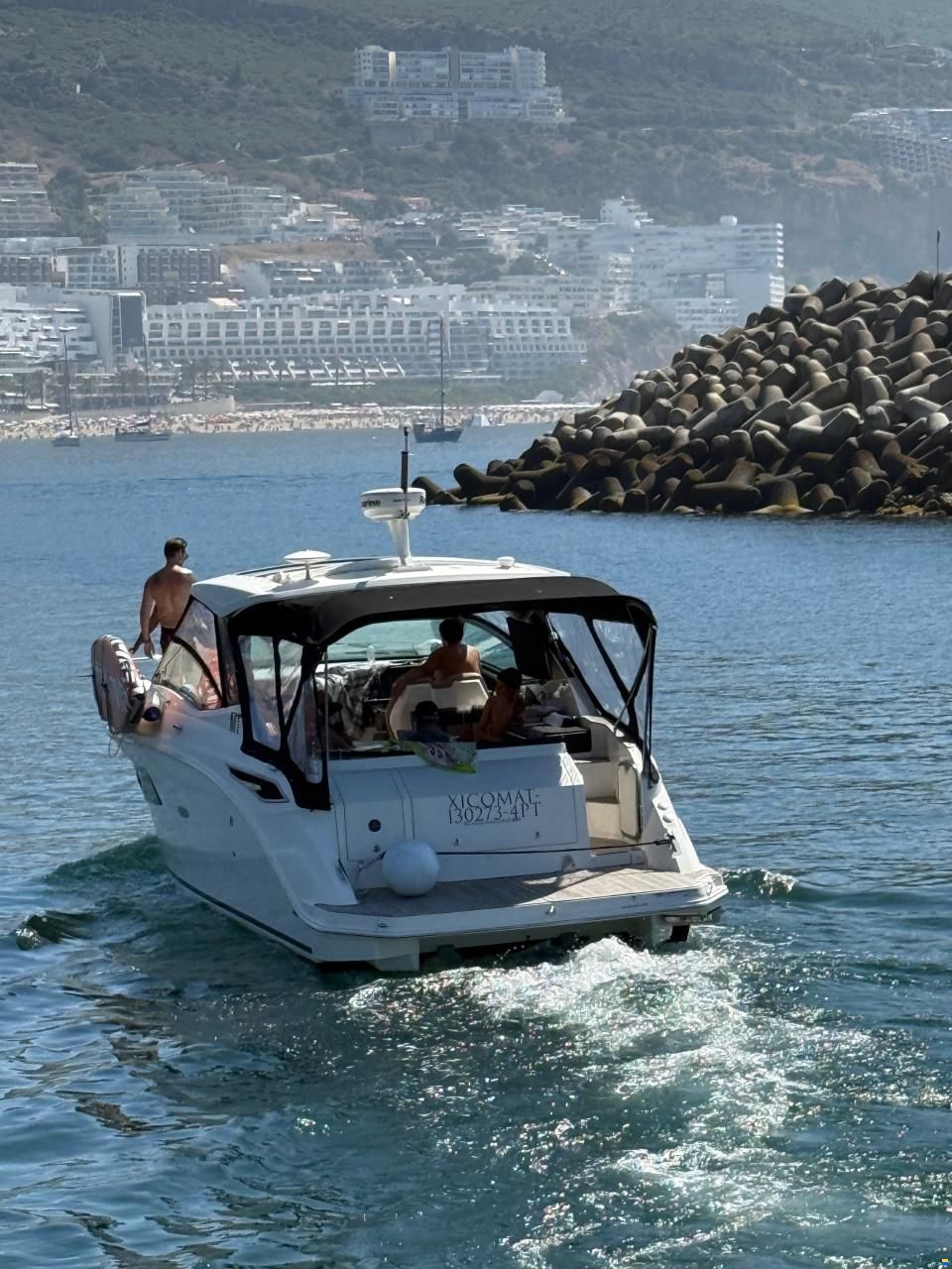 Sea Ray 320 Sundancer