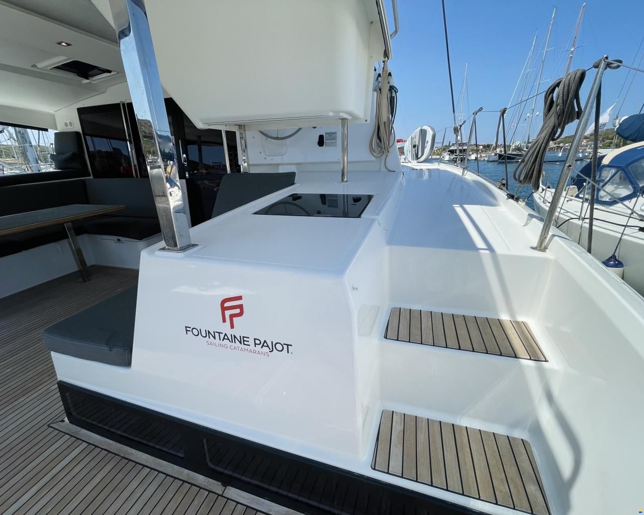Fountaine Pajot Isla 40 Owner's Version