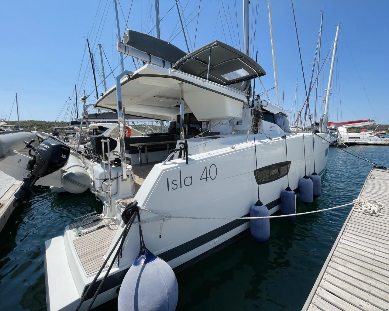 Fountaine Pajot Isla 40 Owner's Version