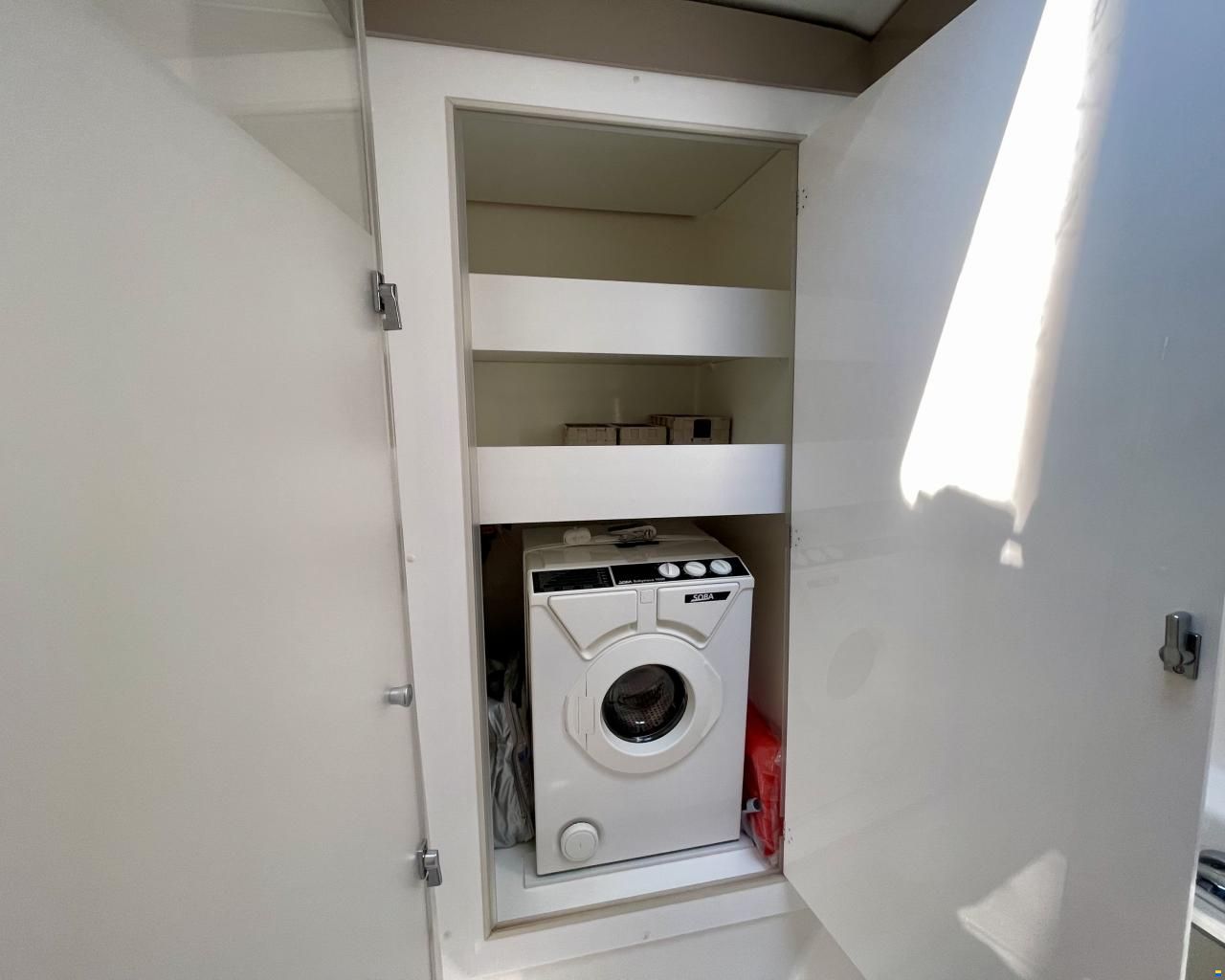 Fountaine Pajot Isla 40 Owner's Version