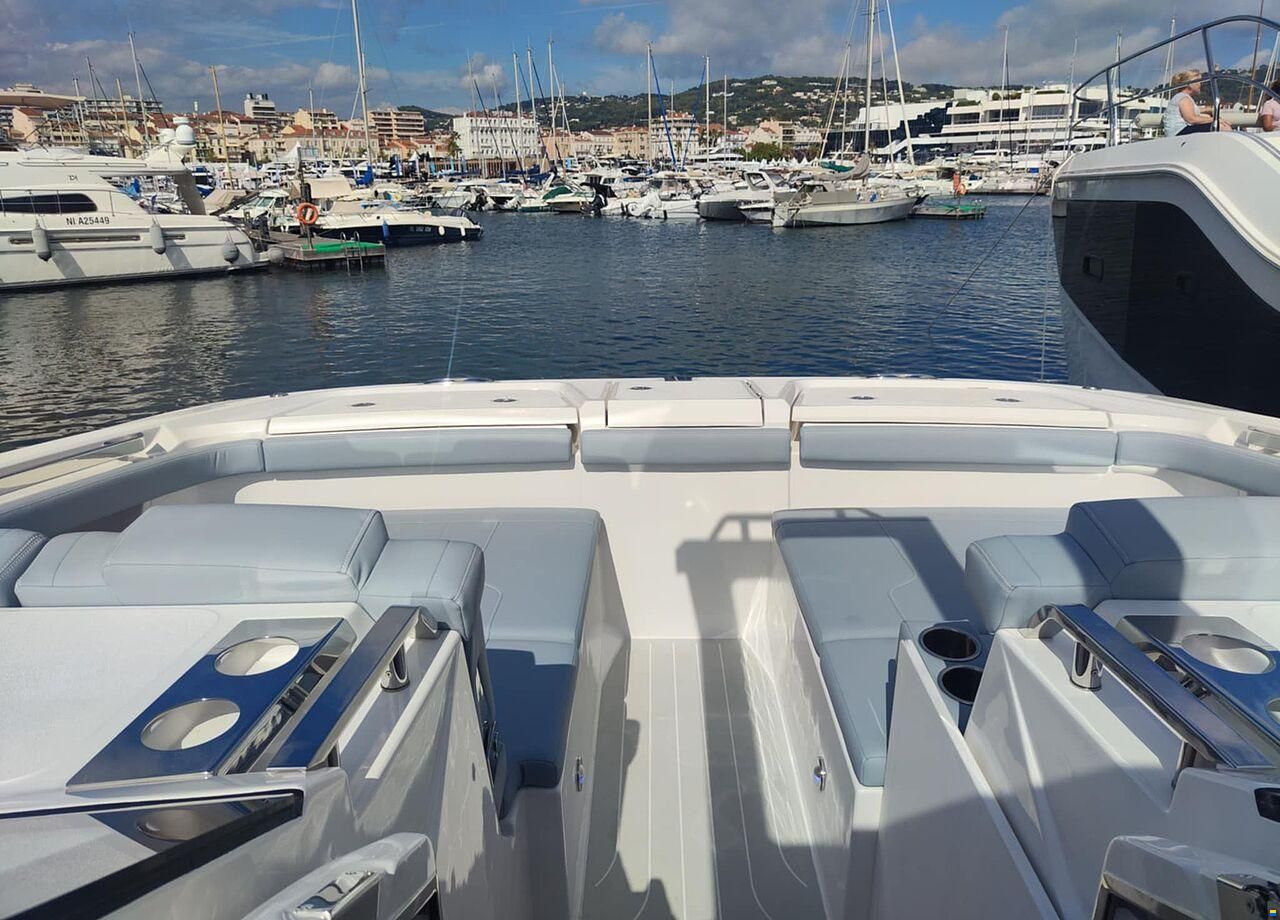Aquila Catamarans 42 Coupe