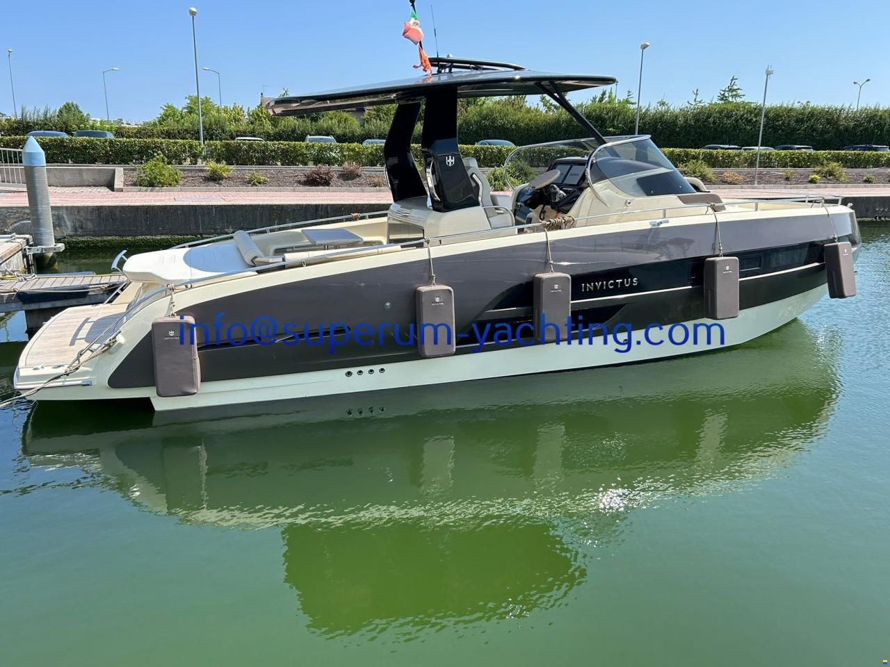 Invictus GT 320