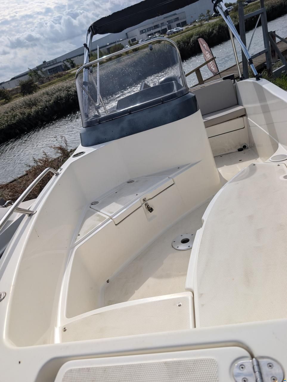 Quicksilver 455 open