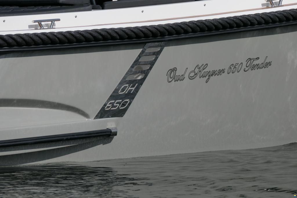 Oud Huijzer 650 Tender