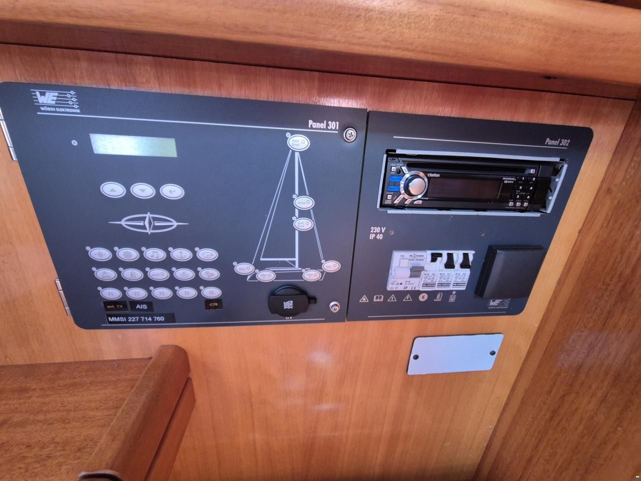 Bavaria 33 cruiser