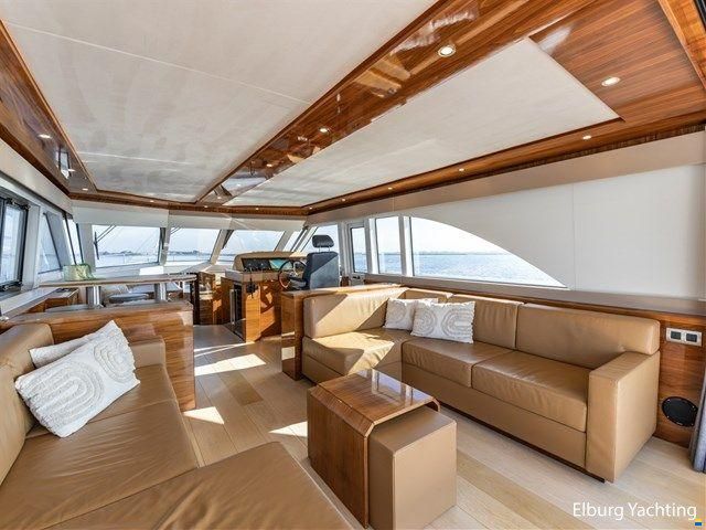 Van den Hoven Executive 2100
