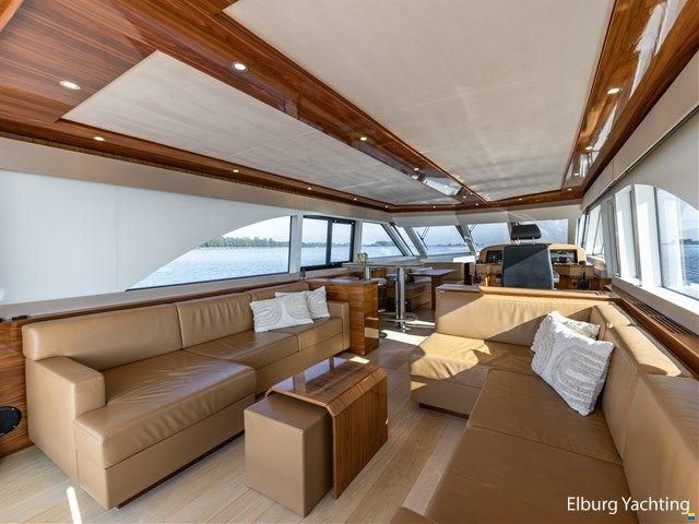 Van den Hoven Executive 2100