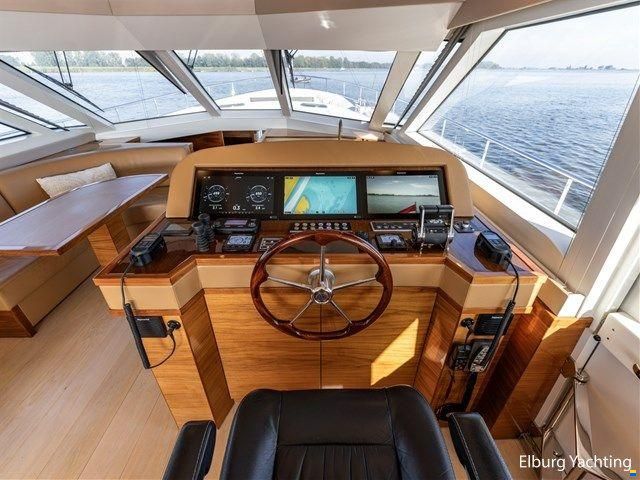 Van den Hoven Executive 2100