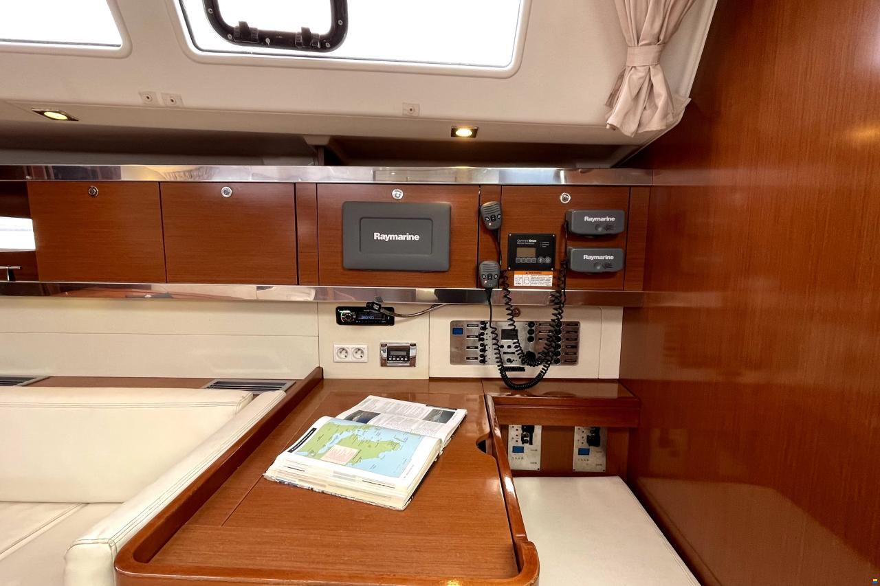 Beneteau Oceanis 50 Family A/C