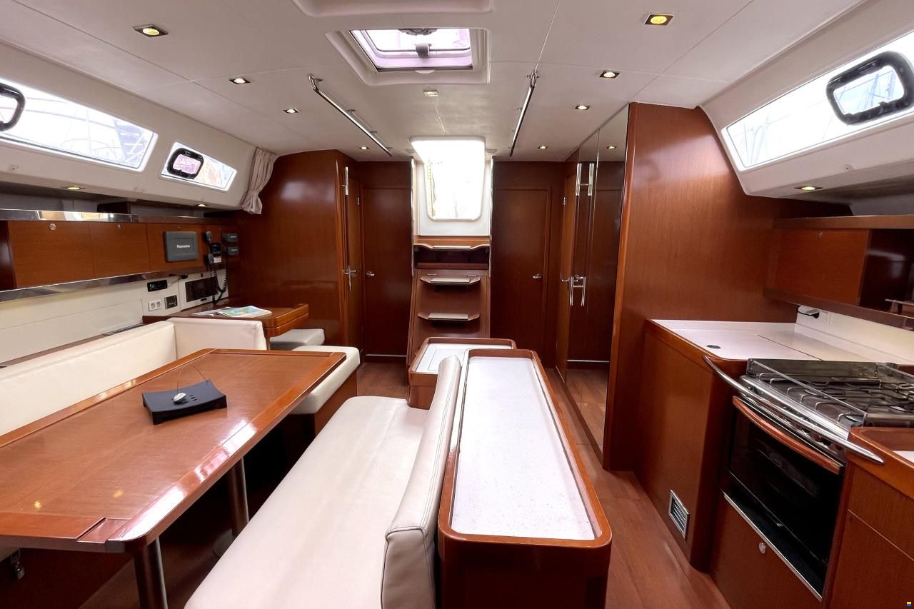 Beneteau Oceanis 50 Family A/C