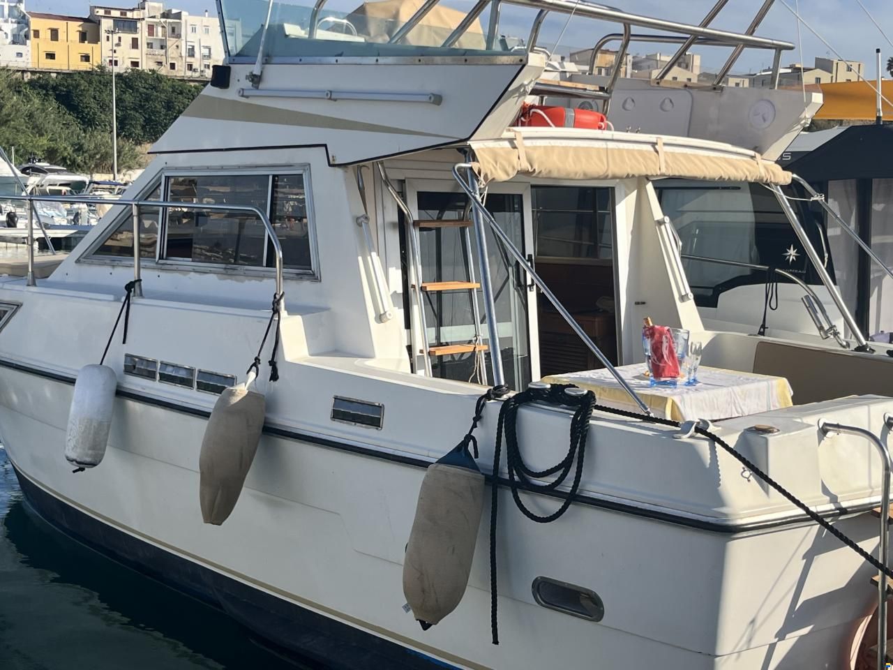 Barca UN 30 TURBO Fly