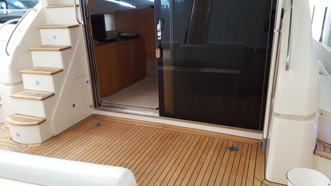 Rodman Muse 44 Fly