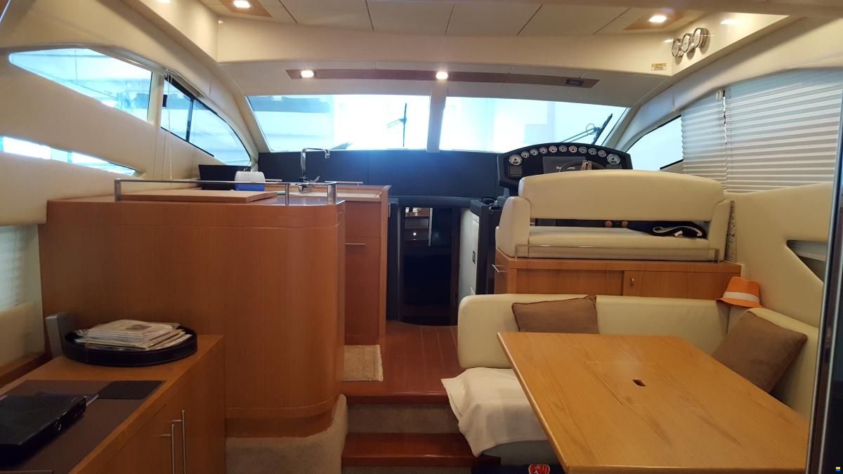 Rodman Muse 44 Fly