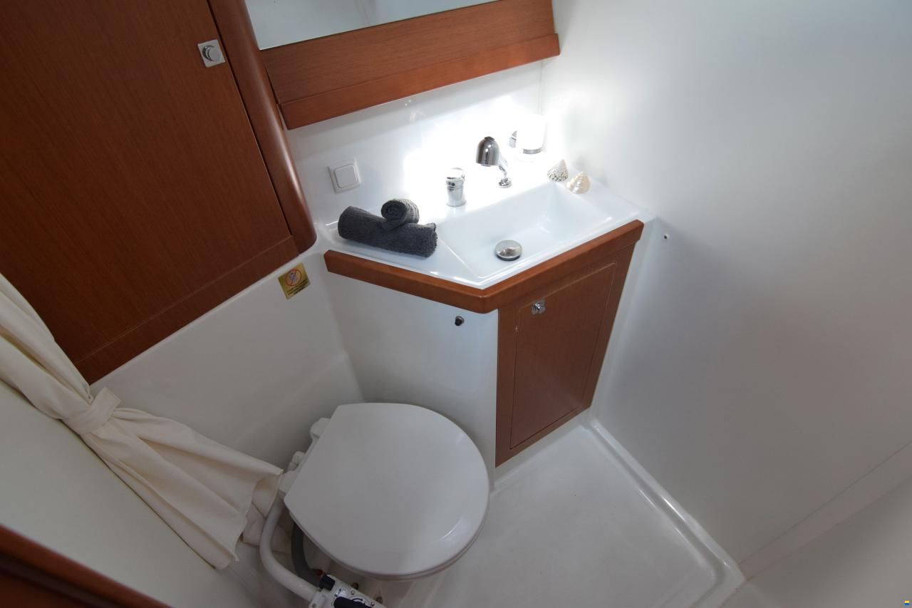 Beneteau Oceanis 48 A/C
