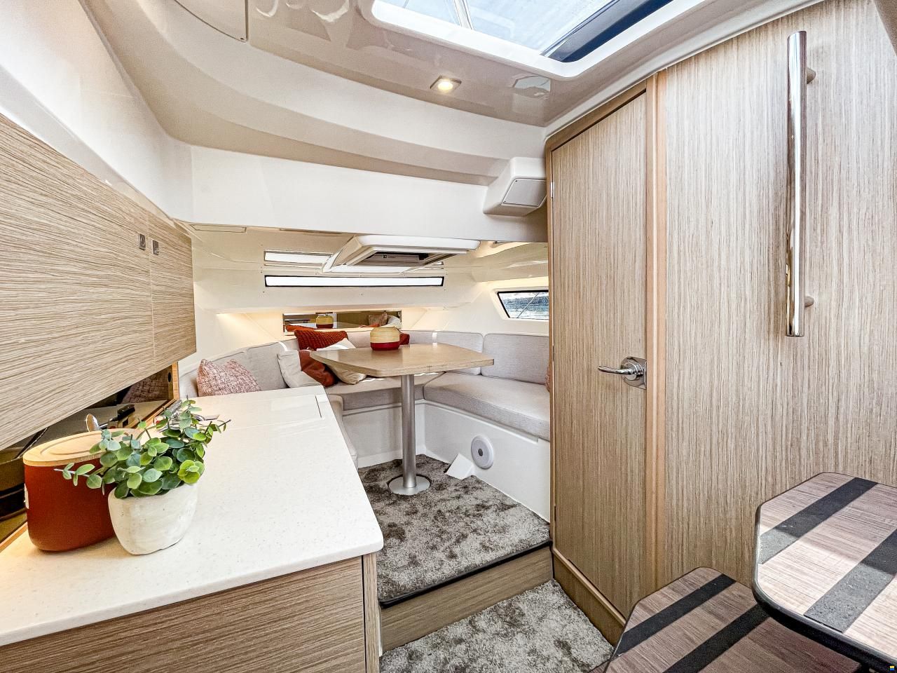 Jeanneau Cap Camarat 9.0 WA S2 (Mit Bodenseezulas