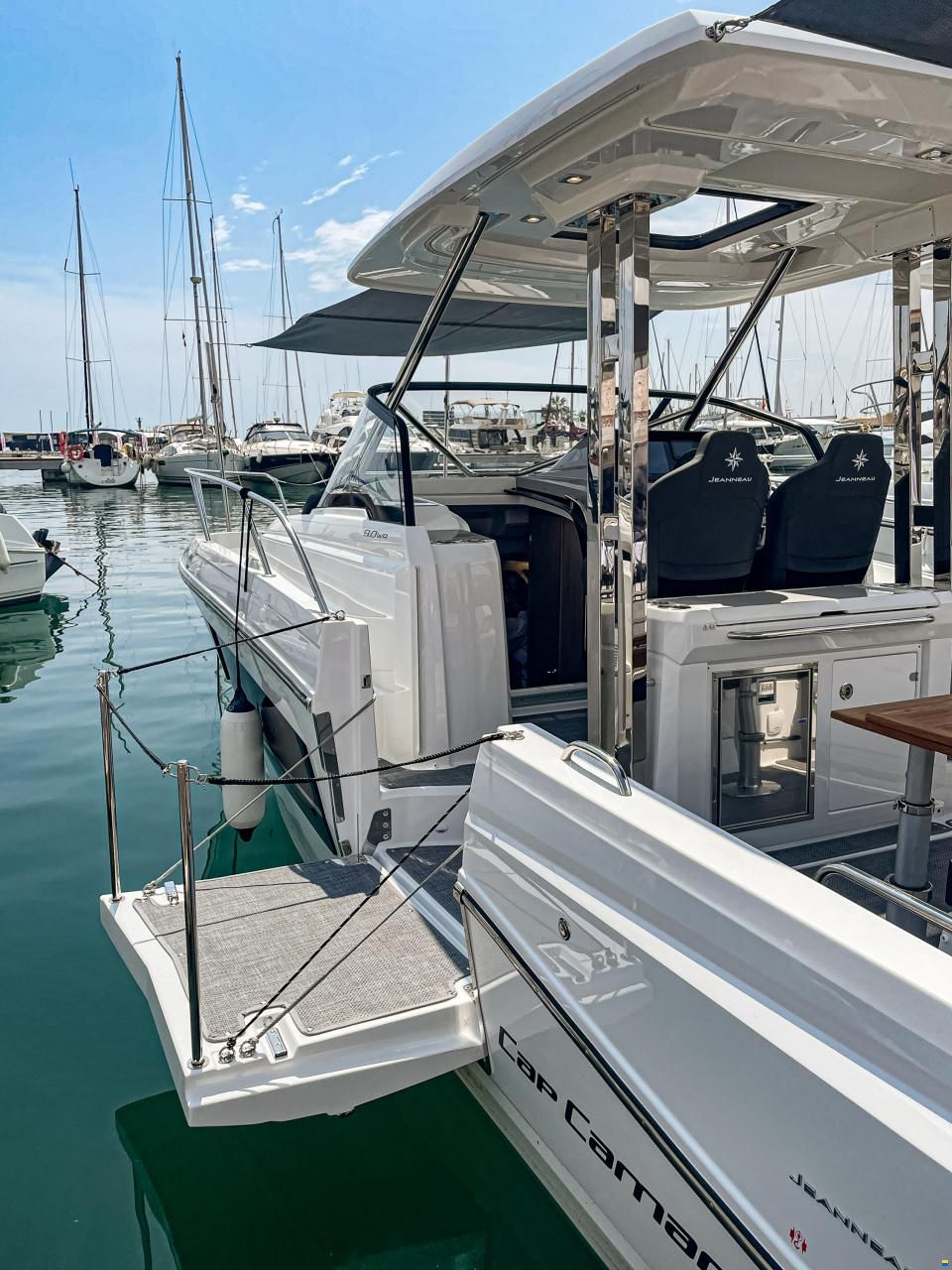 Jeanneau Cap Camarat 9.0 WA S2 (Mit Bodenseezulas