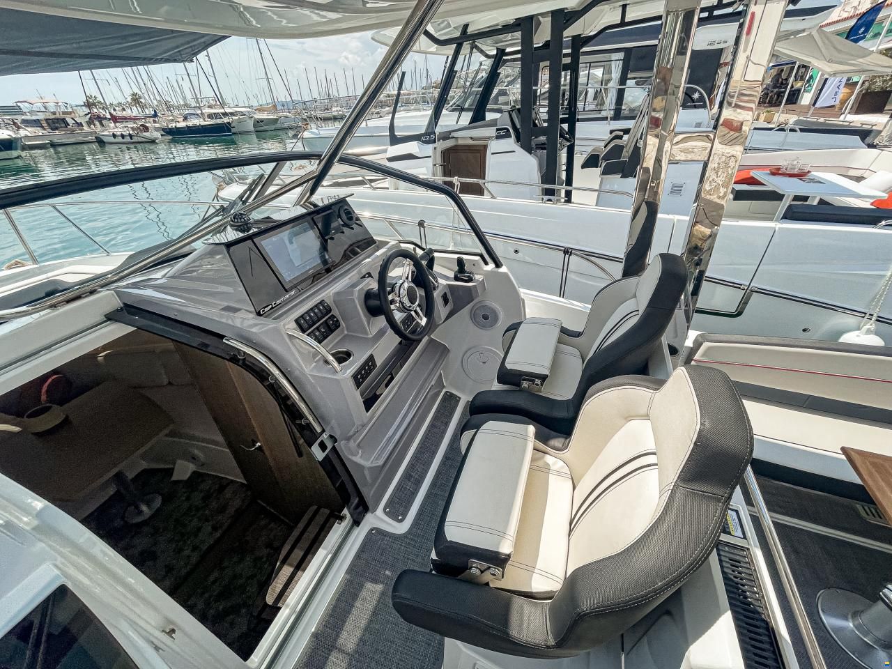 Jeanneau Cap Camarat 9.0 WA S2 (Mit Bodenseezulas