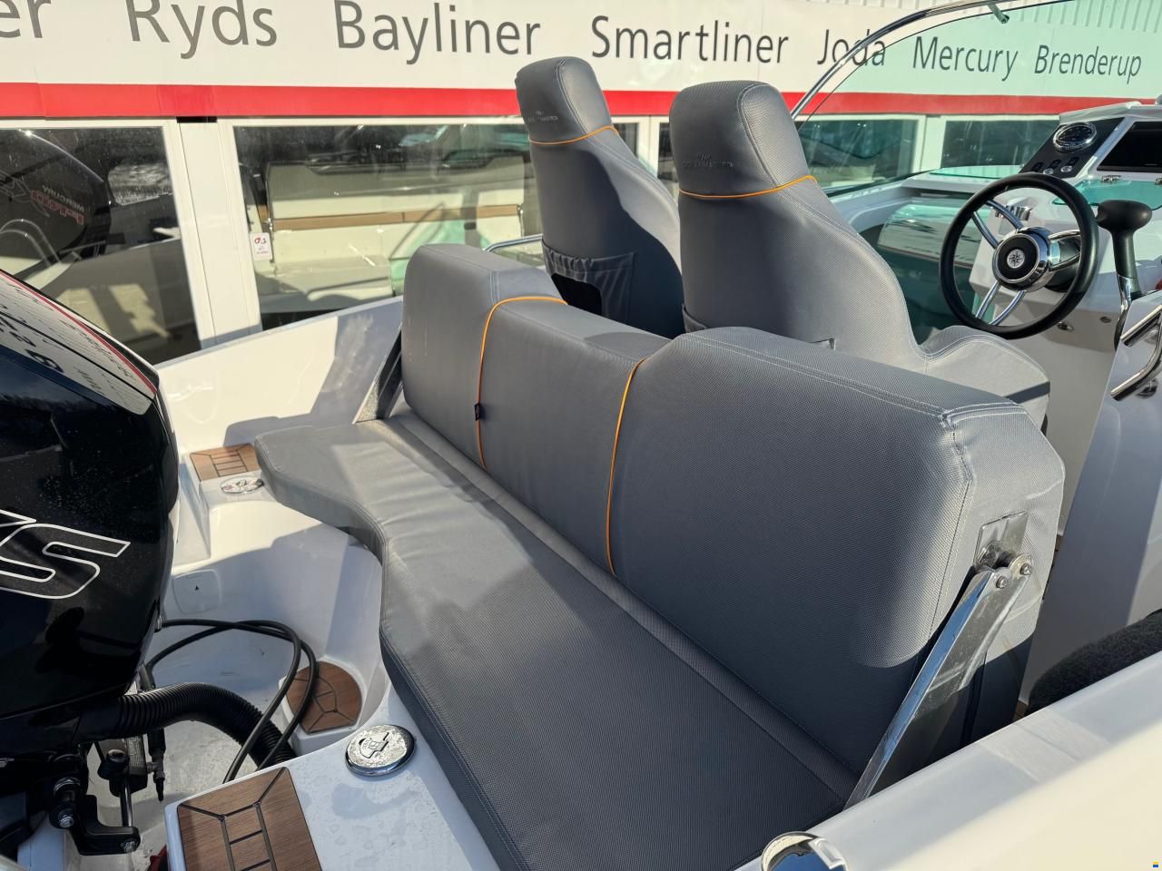 Ocean Master (PL) 630 WA med 150 hk Mercury ProXS 4 takt 3