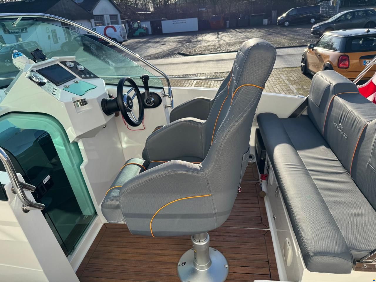 Ocean Master (PL) 630 WA med 150 hk Mercury ProXS 4 takt 3