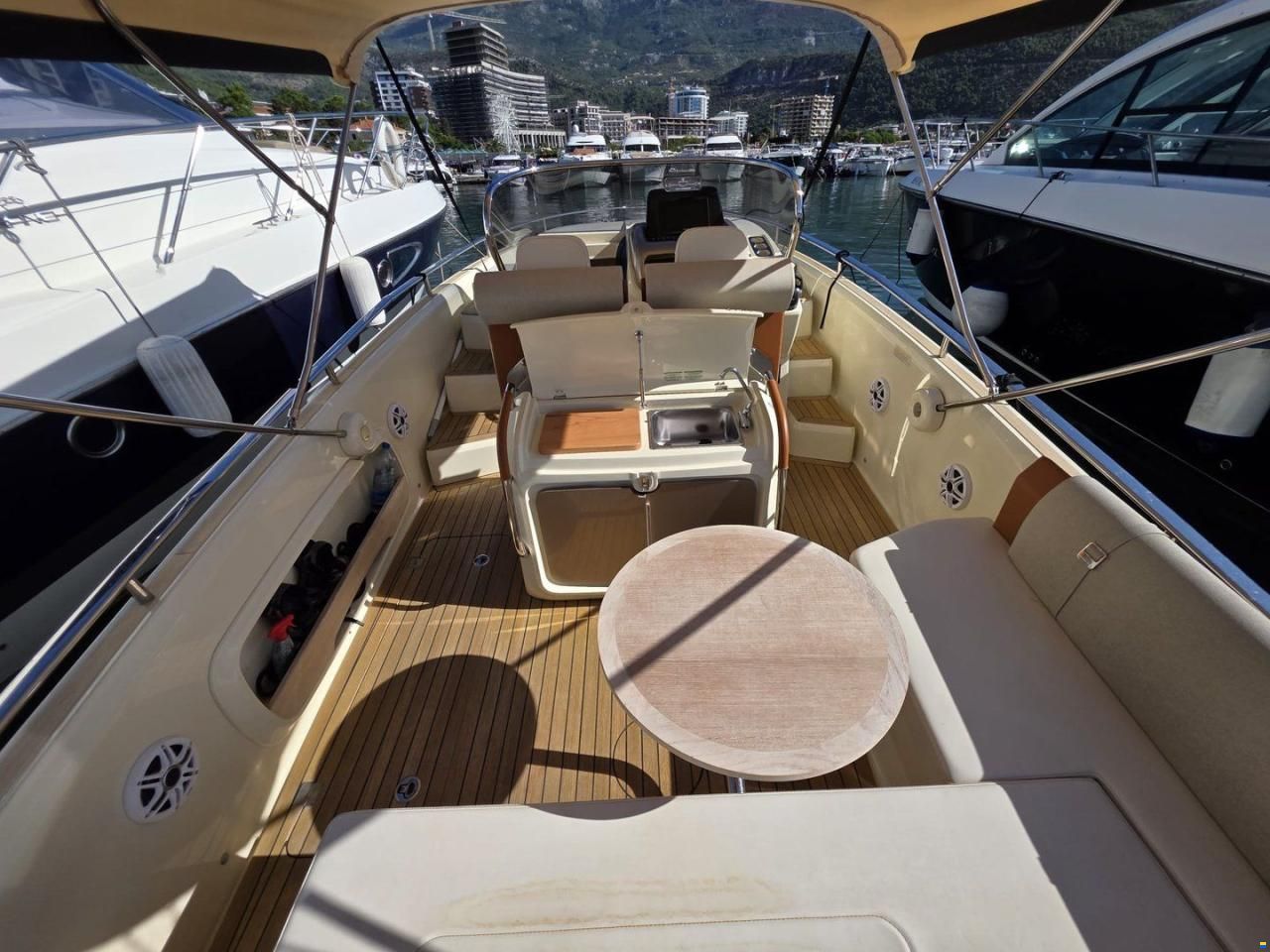 CANTIERI ASCHENEZ INVICTUS 280 GT
