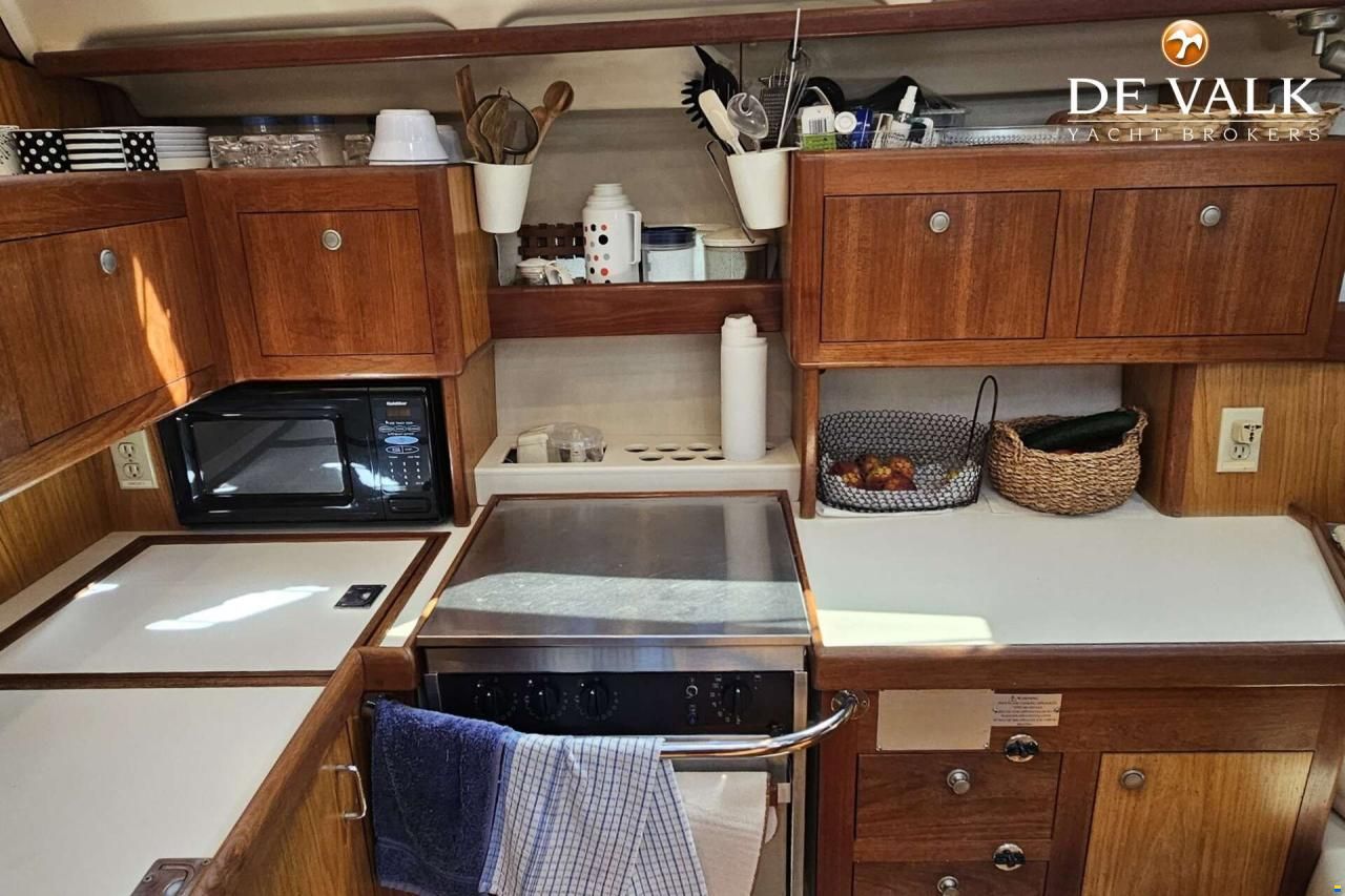 Hunter Marine Passage 450