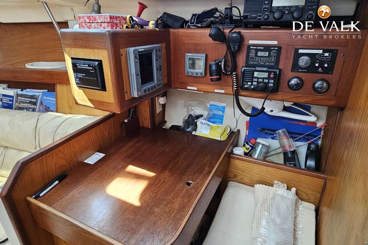 Hunter Marine Passage 450