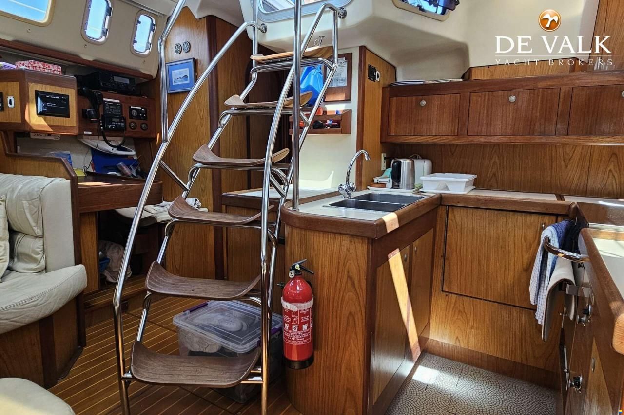 Hunter Marine Passage 450